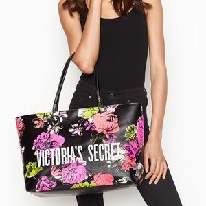 Victoria’s Secret tote